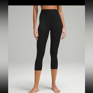 High-Waist Black Cropped Leggings